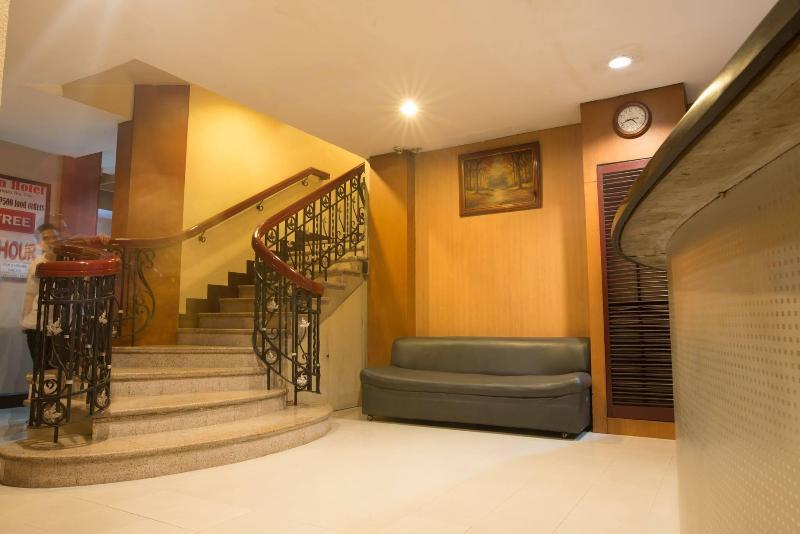 Vista Hotel Recto Manilla Buitenkant foto